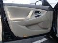 Black - Camry LE Photo No. 19