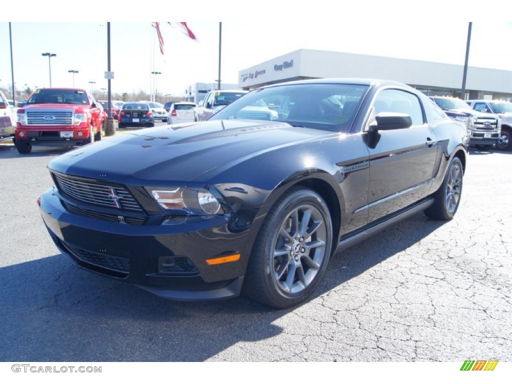 2011 Mustang V6 Mustang Club of America Edition Coupe - Ebony Black / Charcoal Black photo #6