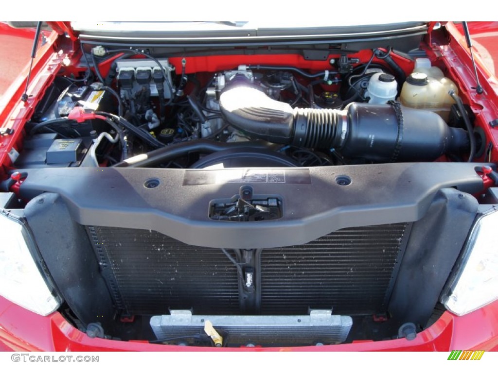 2005 F150 STX SuperCab 4x4 - Bright Red / Medium Flint Grey photo #14