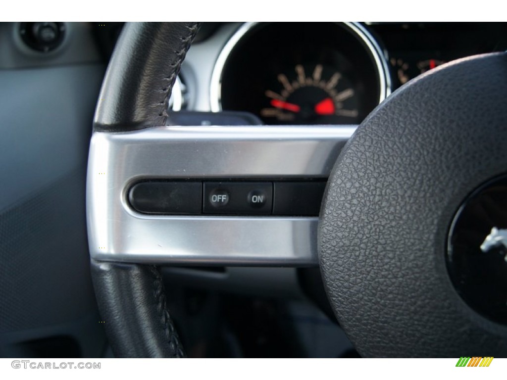 2006 Mustang V6 Premium Coupe - Windveil Blue Metallic / Light Graphite photo #23