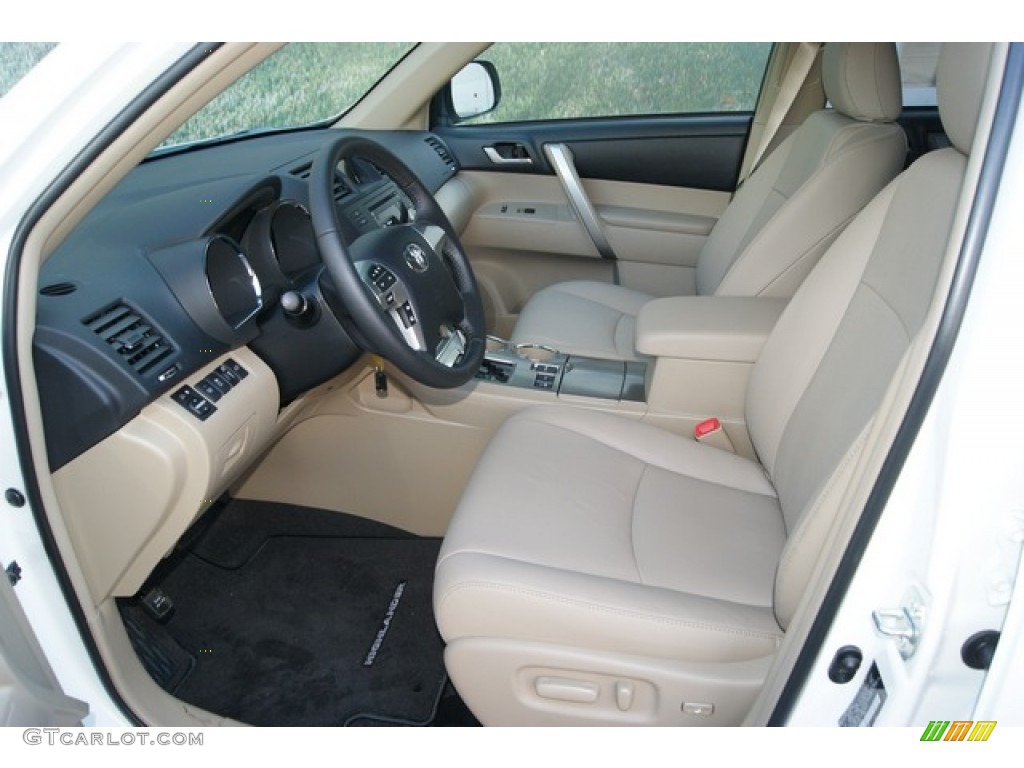 Sand Beige Interior 2012 Toyota Highlander SE 4WD Photo #60152024