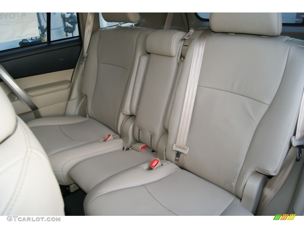2012 Toyota Highlander SE 4WD Rear Seat Photo #60152067