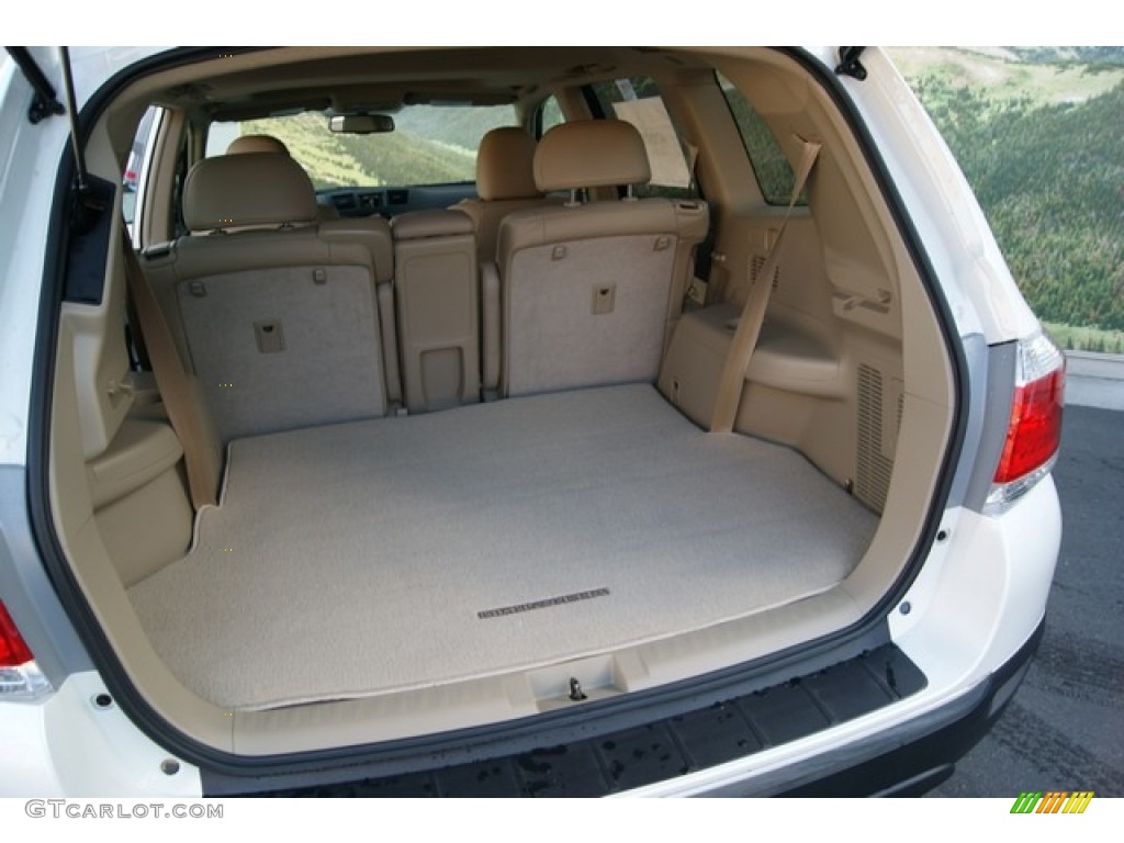 2012 Toyota Highlander SE 4WD Trunk Photo #60152076