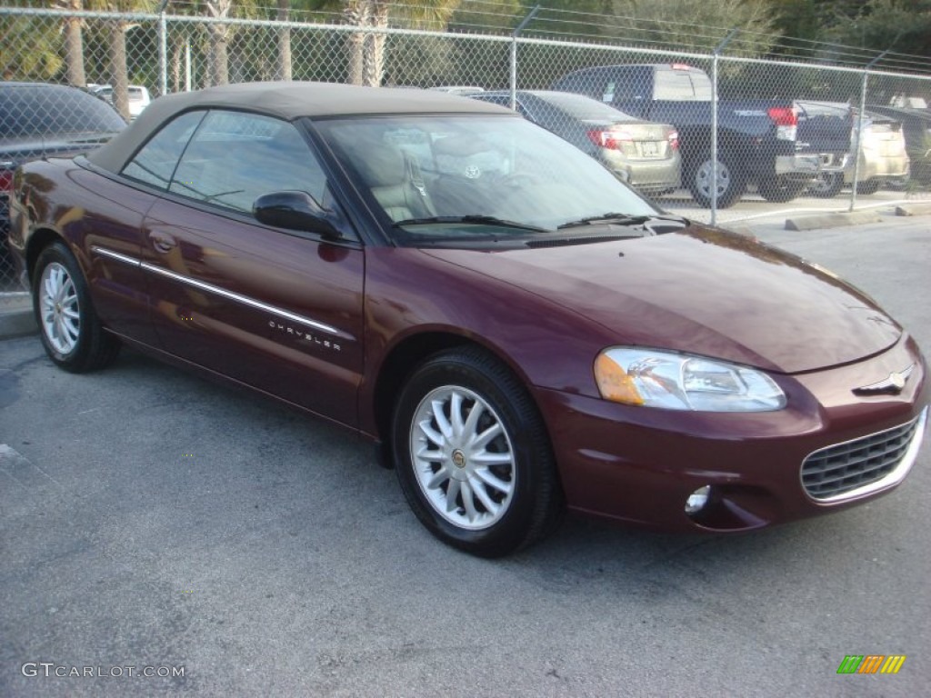 2001 Sebring LXi Convertible - Dark Garnet Red Pearlcoat / Sandstone photo #24