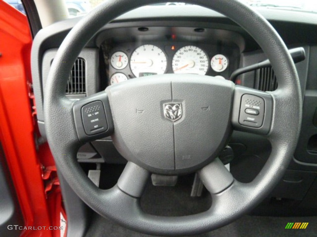 2004 Ram 1500 ST Regular Cab - Flame Red / Dark Slate Gray photo #12