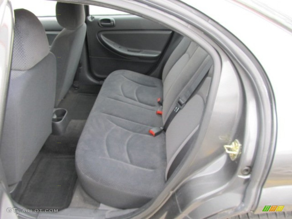 2004 Stratus SXT Sedan - Graphite Metallic / Dark Slate Gray photo #9