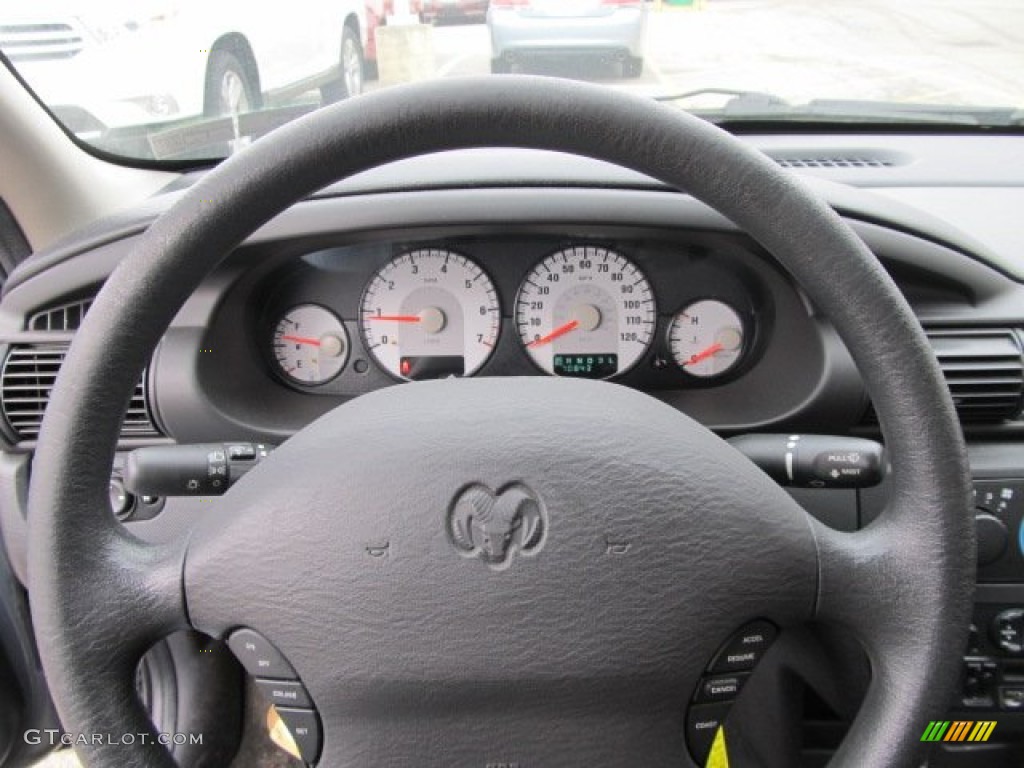 2004 Stratus SXT Sedan - Graphite Metallic / Dark Slate Gray photo #16