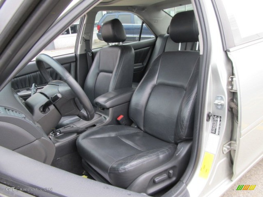 2003 Toyota Camry SE V6 Front Seat Photos