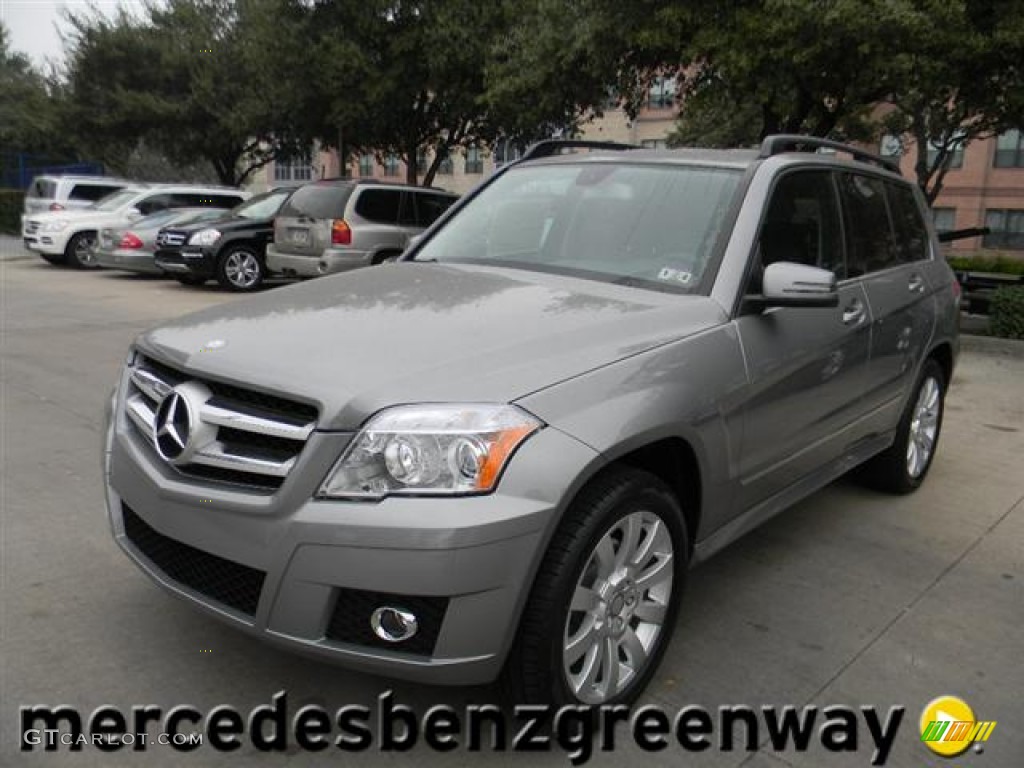 Palladium Silver Metallic Mercedes-Benz GLK