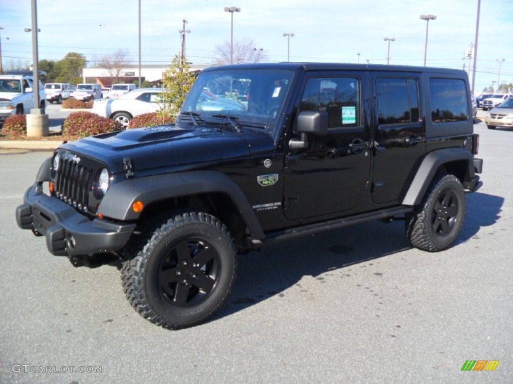 2012 Wrangler Unlimited Call of Duty: MW3 Edition 4x4 - Black / Call of Duty: Black Sedosa/Silver French-Accent photo #1