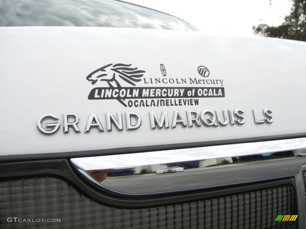 2011 Grand Marquis LS Ultimate Edition - Vibrant White / Light Camel photo #9