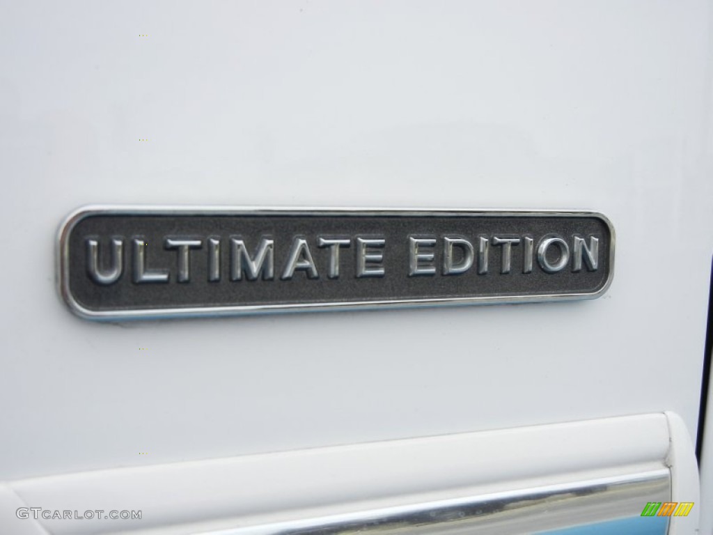 2011 Grand Marquis LS Ultimate Edition - Vibrant White / Light Camel photo #10
