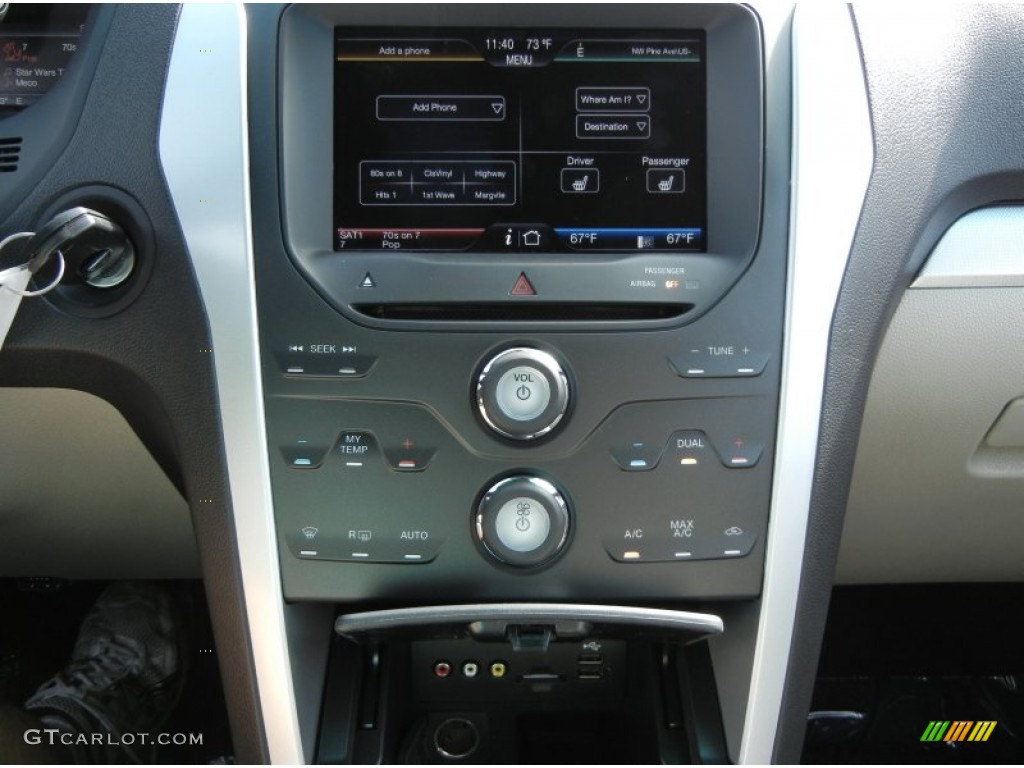 2012 Ford Explorer XLT Controls Photo #60161694