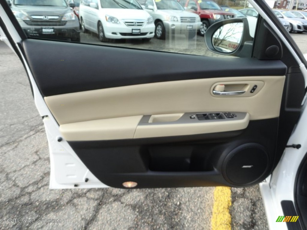2009 Mazda MAZDA6 i Grand Touring Door Panel Photos