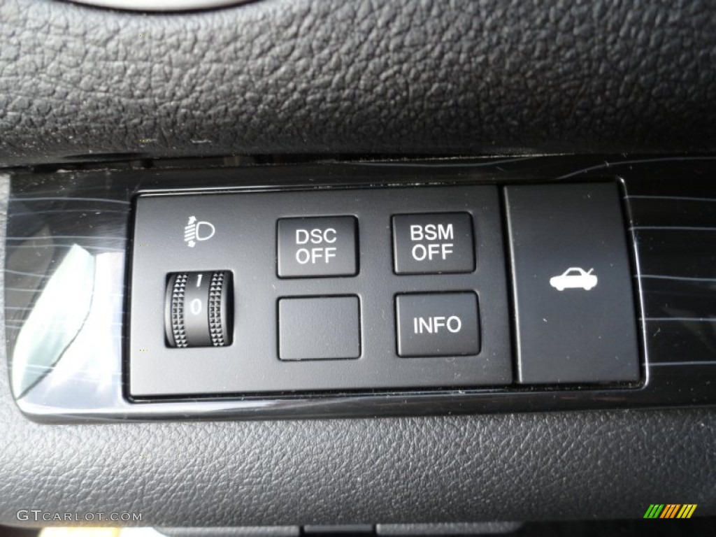 2009 Mazda MAZDA6 i Grand Touring Controls Photo #60162774