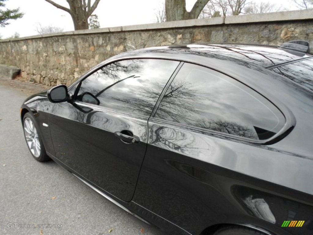 2010 3 Series 335i Coupe - Black Sapphire Metallic / Black photo #21