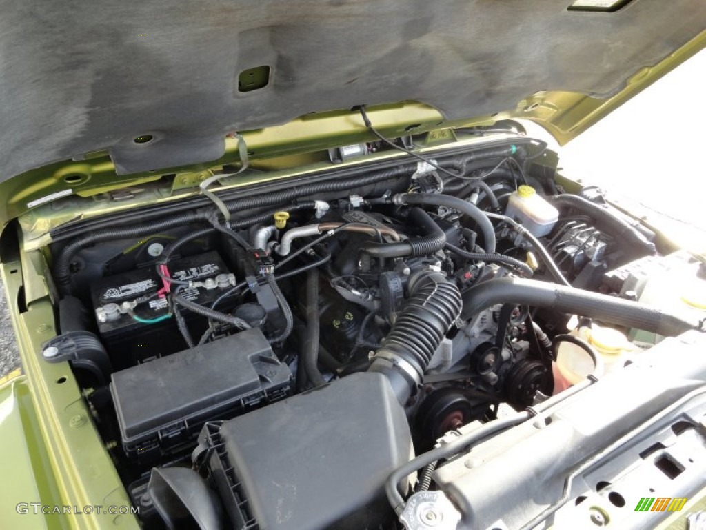 2007 Jeep Wrangler Sahara 4x4 3.8 Liter OHV 12-Valve V6 Engine Photo #60163260
