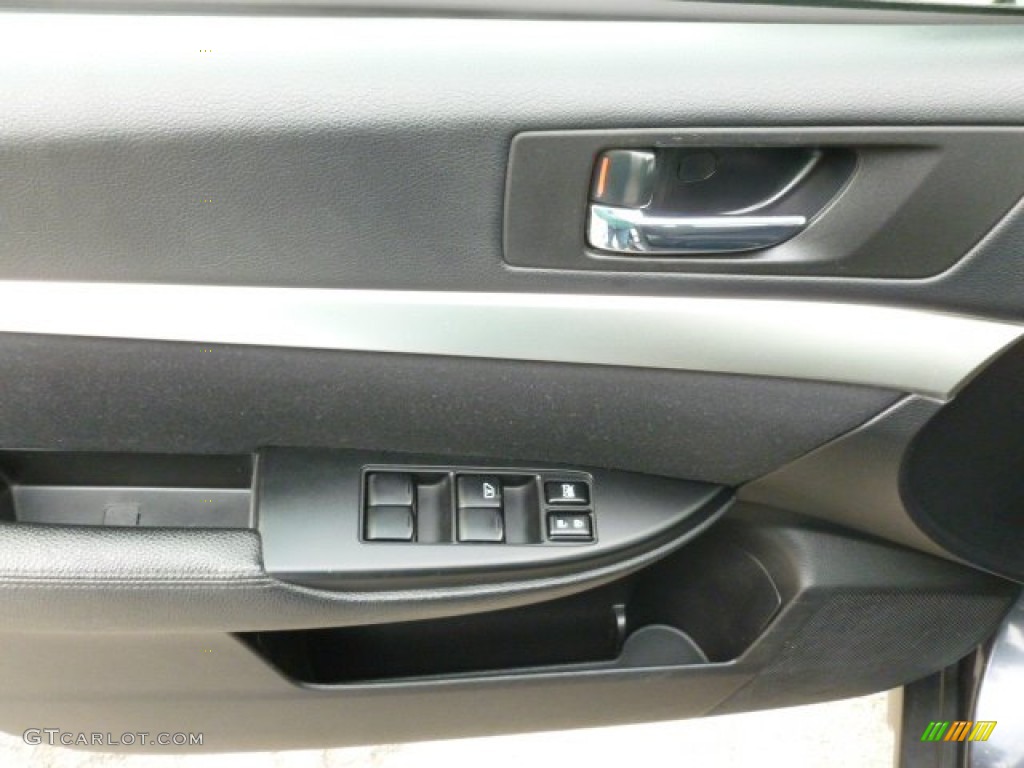 2011 Outback 2.5i Wagon - Graphite Gray Metallic / Off Black photo #16