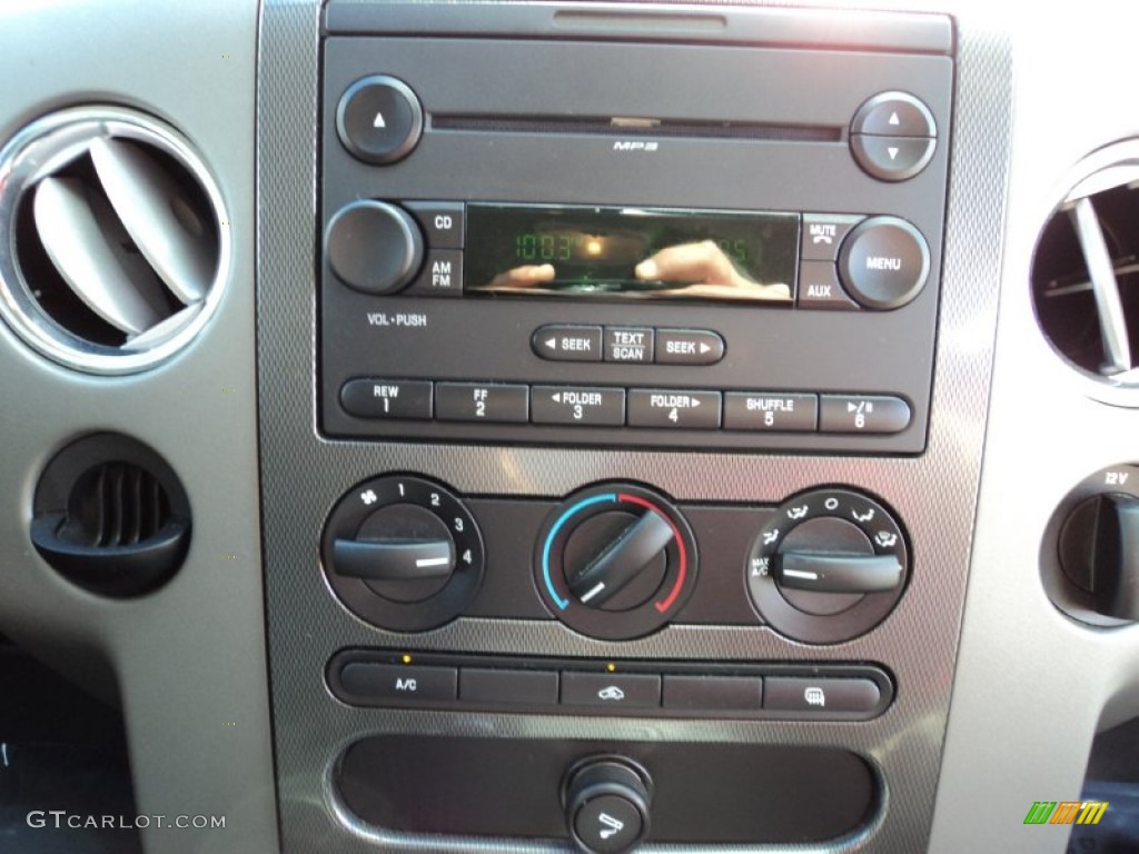 2007 Ford F150 FX2 Sport SuperCab Controls Photo #60165669