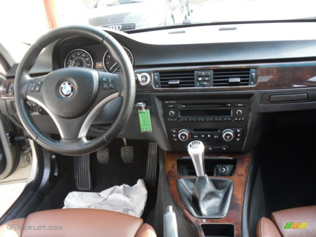 2007 3 Series 328xi Sedan - Platinum Bronze Metallic / Terra/Black Dakota Leather photo #12