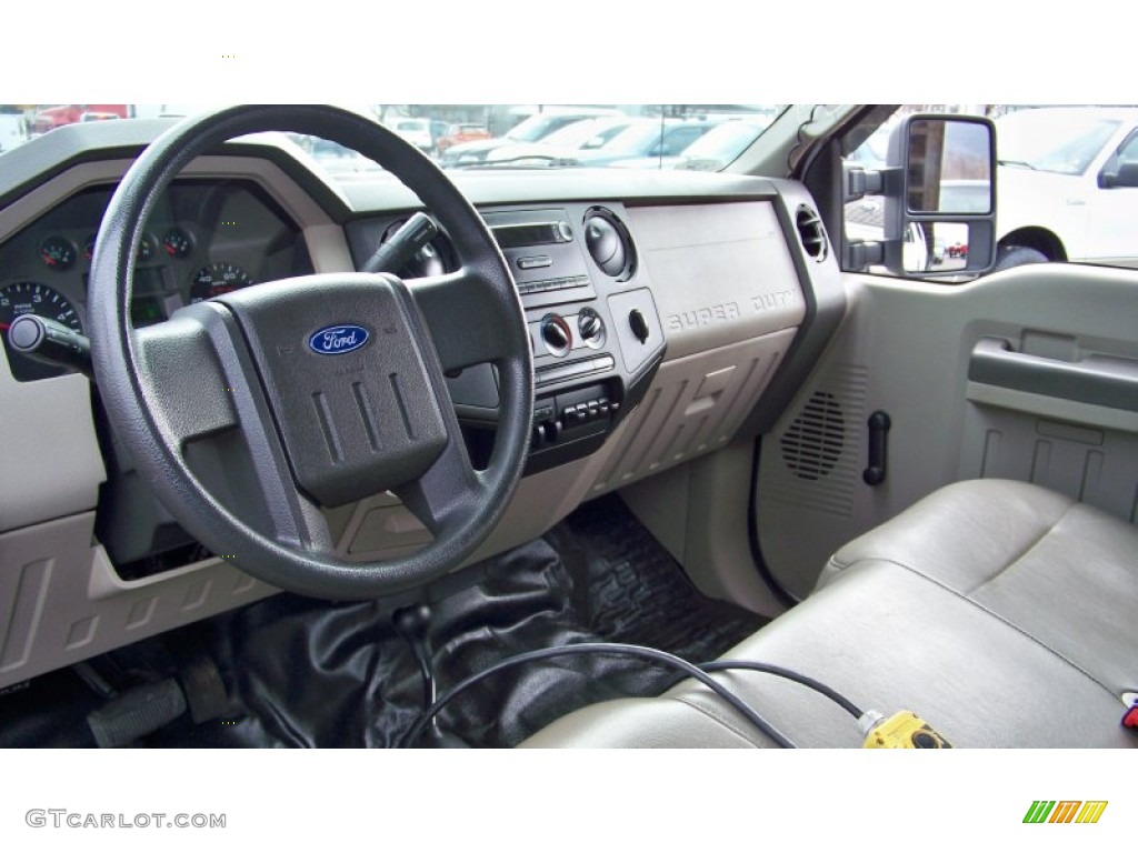 Medium Stone Interior 2008 Ford F550 Super Duty XL Crew Cab 4x4 Dump Truck Photo #60167277