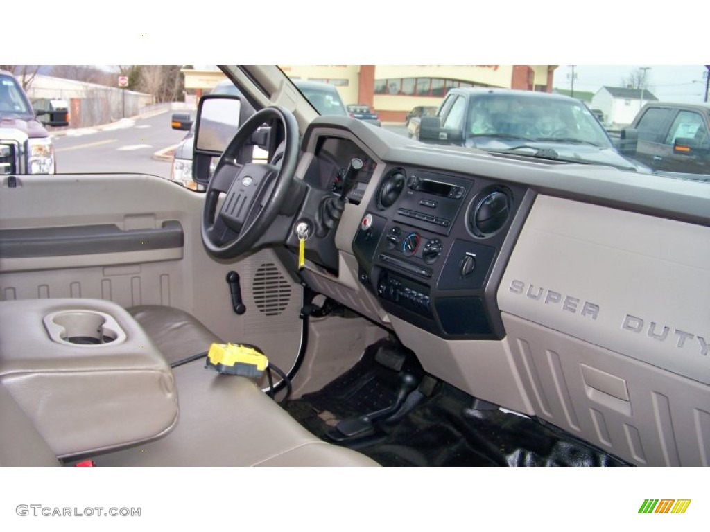 2008 Ford F550 Super Duty XL Crew Cab 4x4 Dump Truck Medium Stone Dashboard Photo #60167340