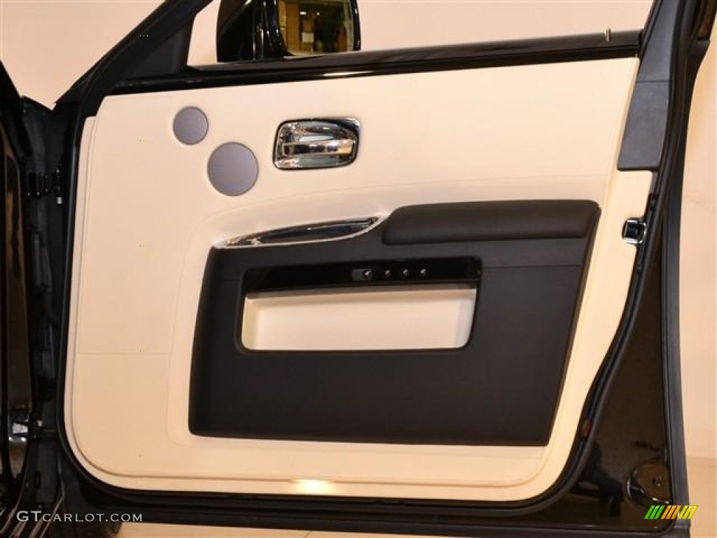 2011 Rolls-Royce Ghost Standard Ghost Model Creme Light/Black Door Panel Photo #60167790