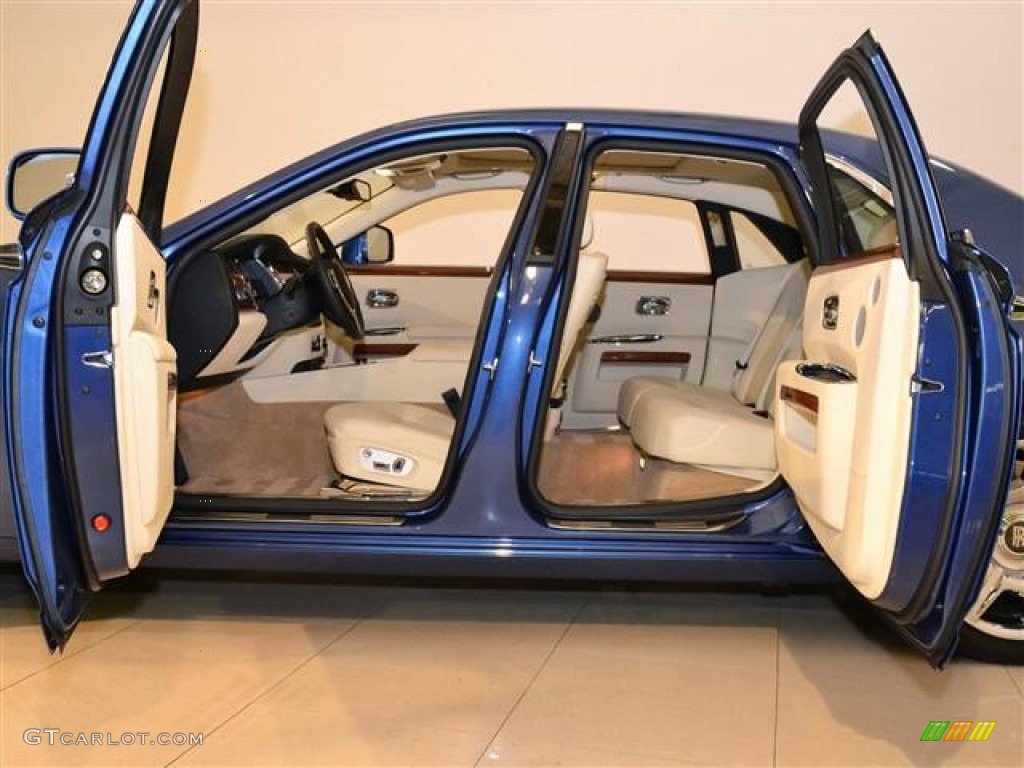 2011 Ghost  - Metropolitan Blue / Creme Light photo #22