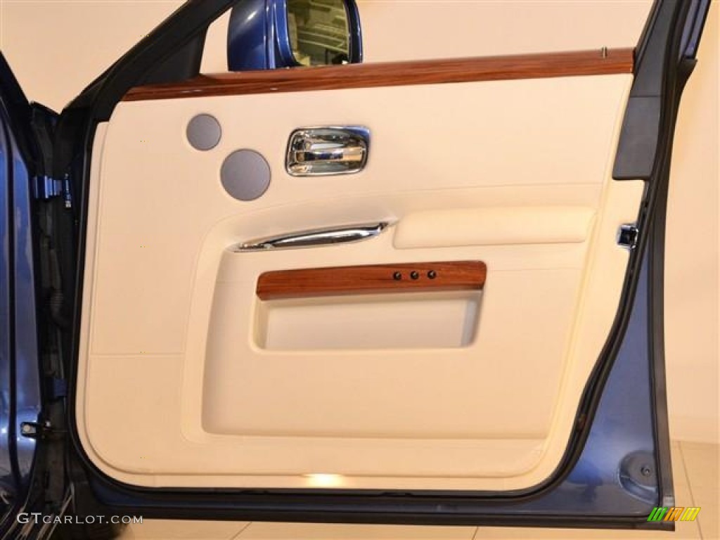 2011 Ghost  - Metropolitan Blue / Creme Light photo #24
