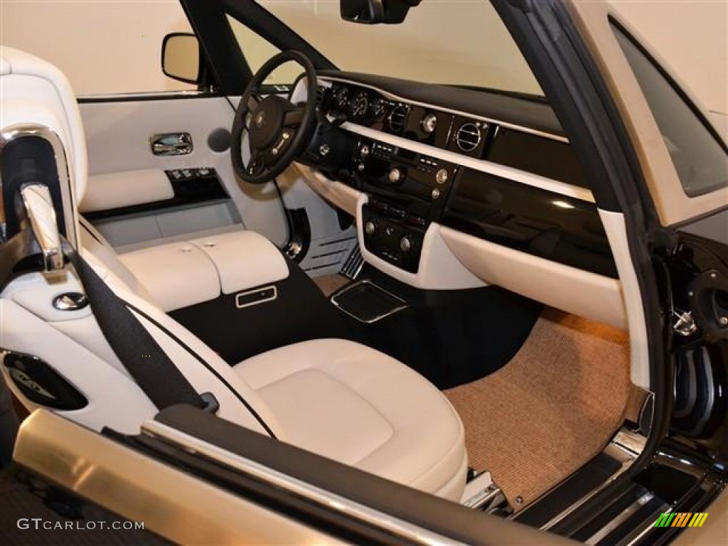 Seashell/Black Interior 2011 Rolls-Royce Phantom Drophead Coupe Photo #60169125