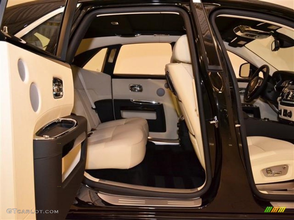 Creme Light/Black Interior 2011 Rolls-Royce Ghost Standard Ghost Model Photo #60169305