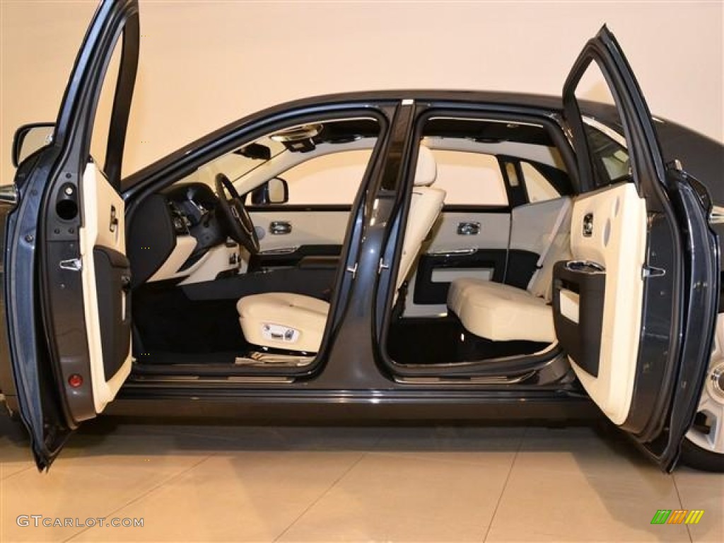 Creme Light/Black Interior 2011 Rolls-Royce Ghost Standard Ghost Model Photo #60169452