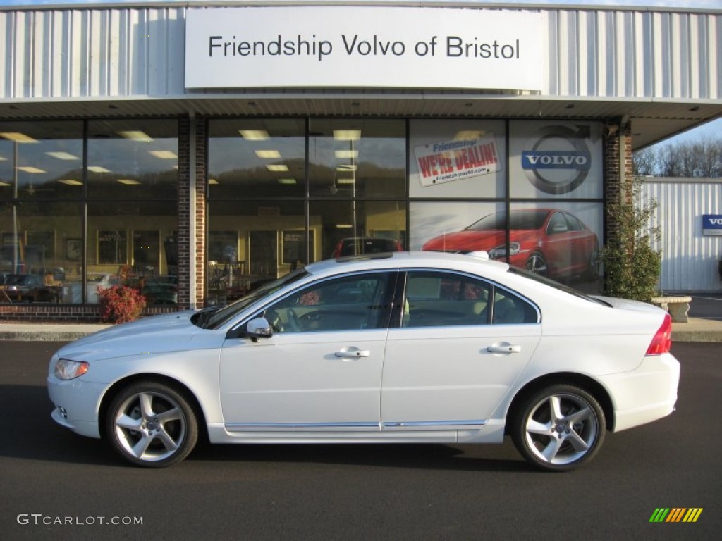 2010 S80 T6 AWD - Ice White / Sandstone photo #1