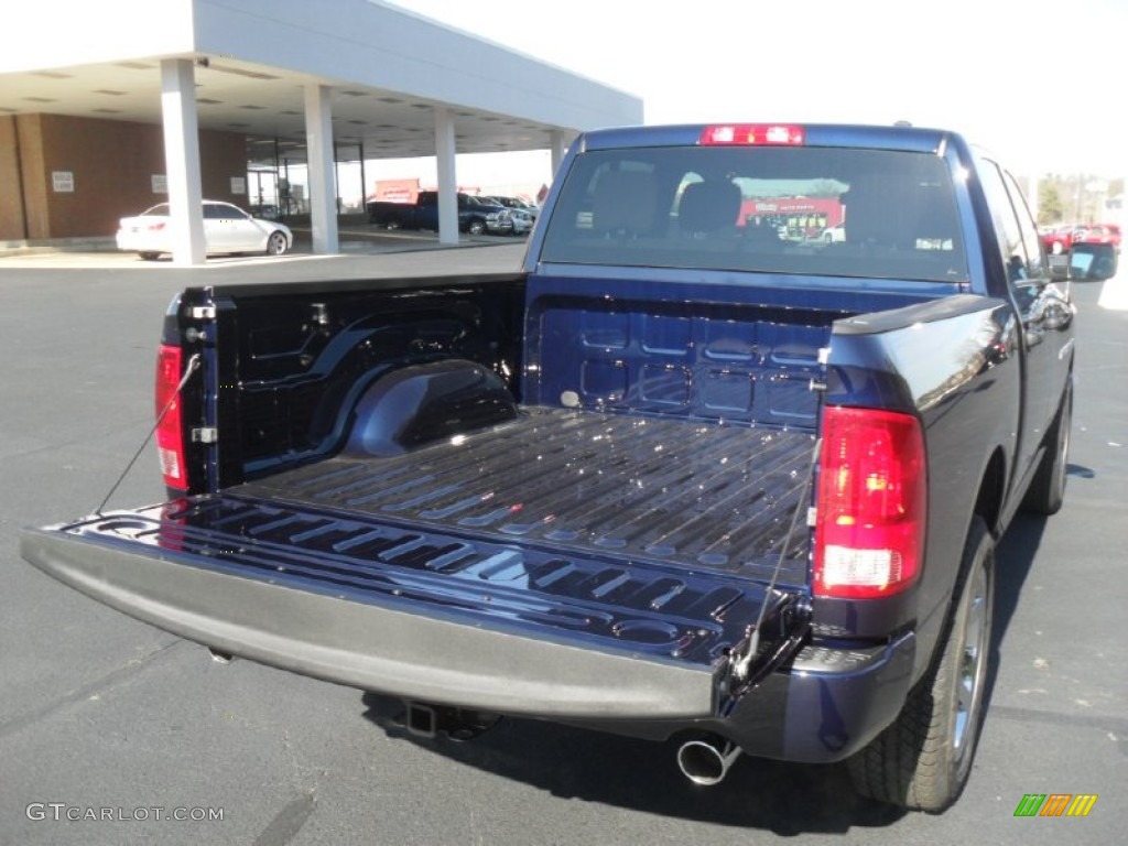 2012 Ram 1500 Express Crew Cab 4x4 - True Blue Pearl / Dark Slate Gray/Medium Graystone photo #6