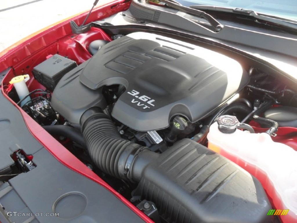 2012 Dodge Charger SXT Plus Engine Photos