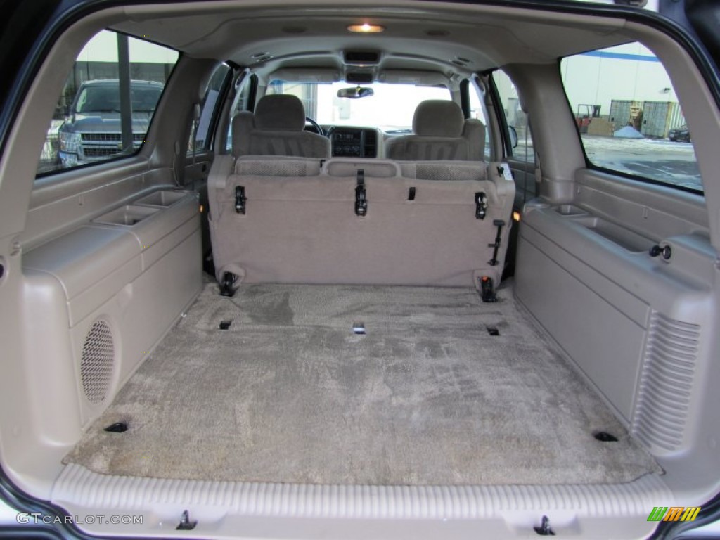 2001 Suburban 1500 LS 4x4 - Summit White / Light Gray/Neutral photo #27