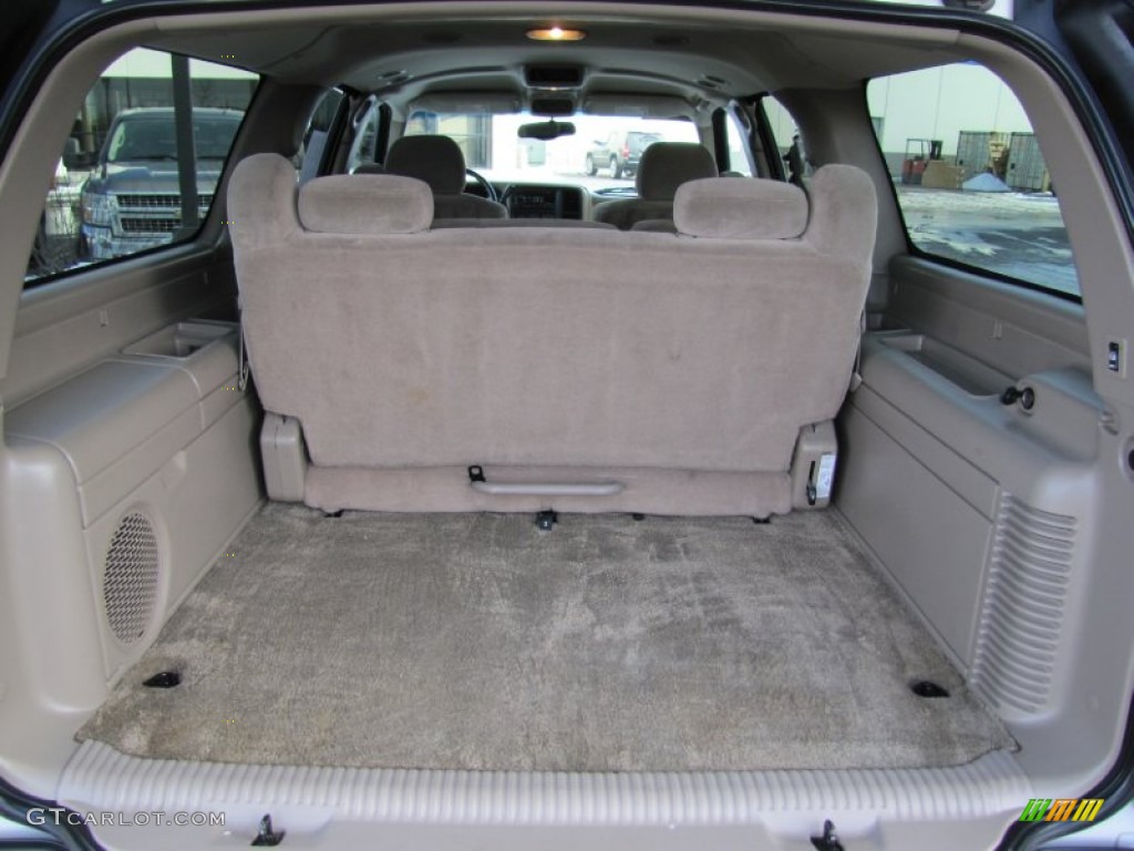 2001 Suburban 1500 LS 4x4 - Summit White / Light Gray/Neutral photo #29