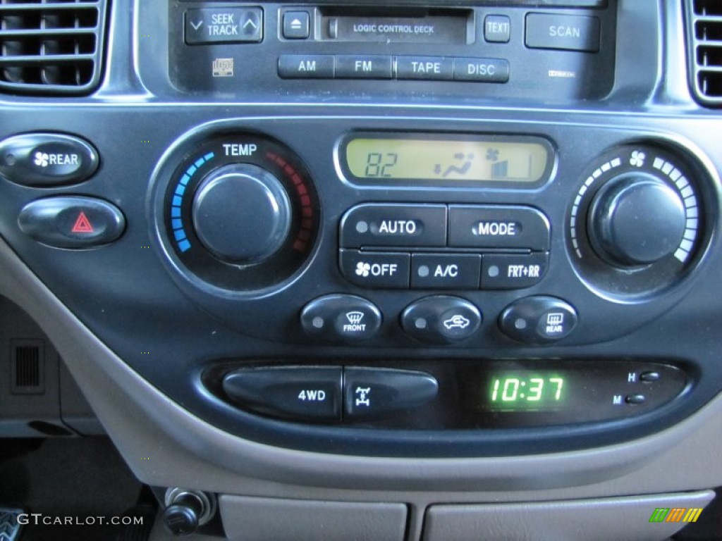 2003 Toyota Sequoia SR5 4WD Controls Photos