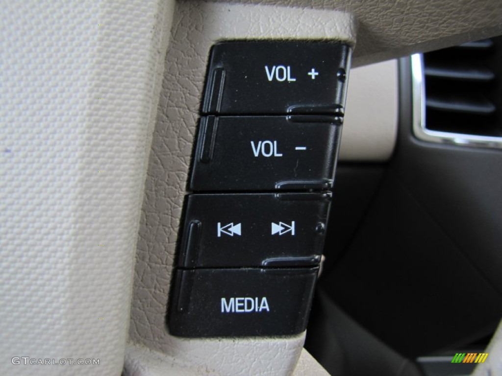 2007 Ford Edge SEL AWD Controls Photo #60176610