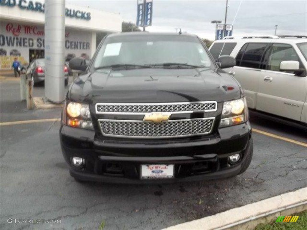 2007 Suburban 1500 LT - Black / Ebony photo #14