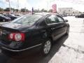Deep Black - Passat 2.0T Sedan Photo No. 5