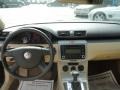 Deep Black - Passat 2.0T Sedan Photo No. 9
