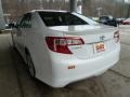 Super White - Camry SE Photo No. 4