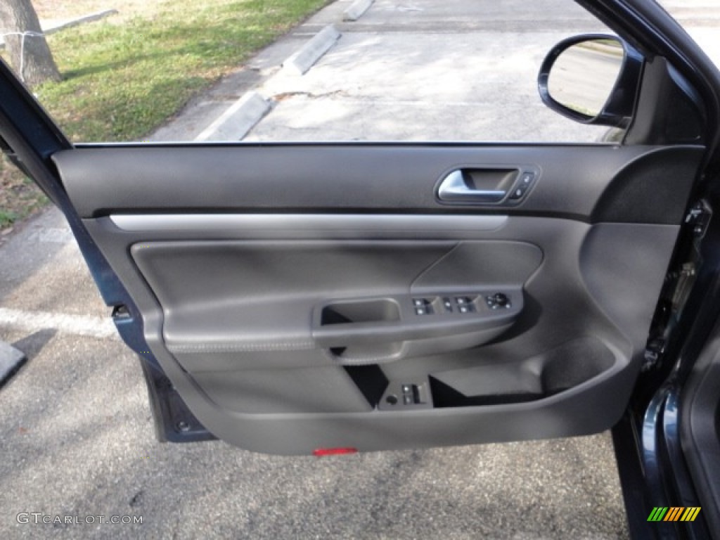 2009 Volkswagen Jetta TDI Sedan Anthracite Door Panel Photo #60186222