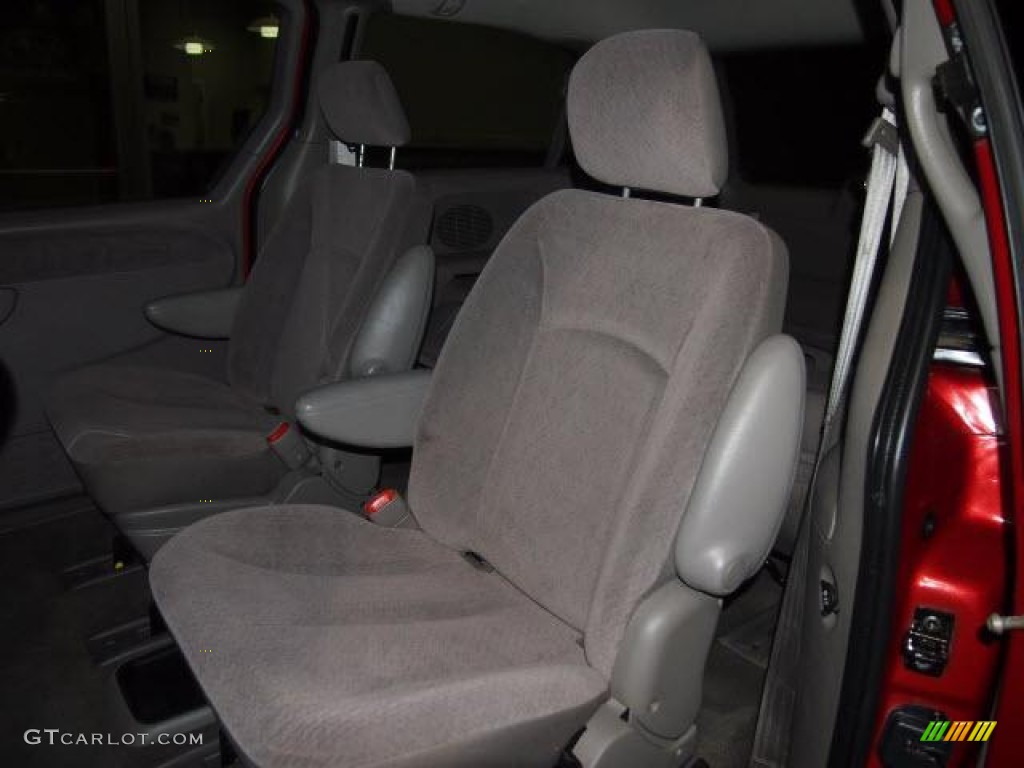 2001 Grand Caravan EX - Inferno Red Pearlcoat / Taupe photo #17