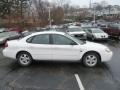 Vibrant White - Taurus SES Sedan Photo No. 5