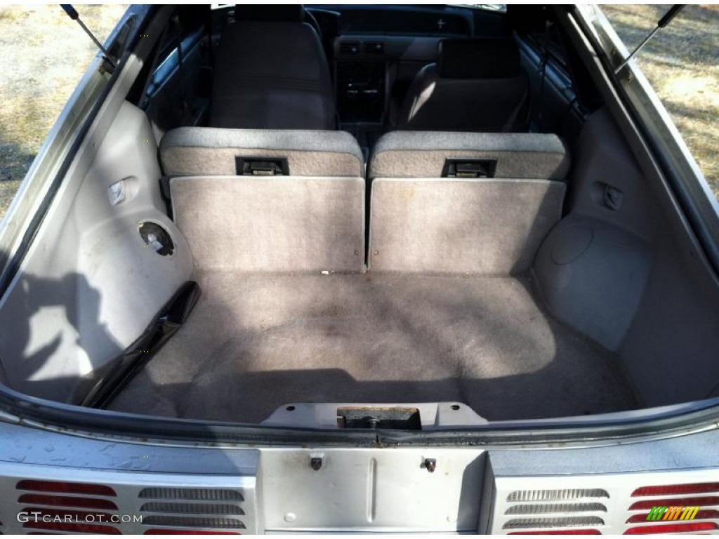 1990 Ford Mustang GT Coupe Trunk Photos