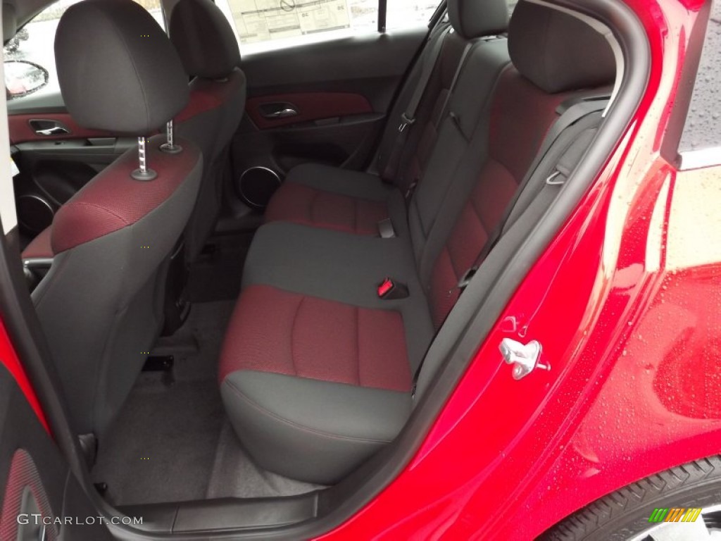 Jet Black/Sport Red Interior 2012 Chevrolet Cruze LT/RS Photo #60194041