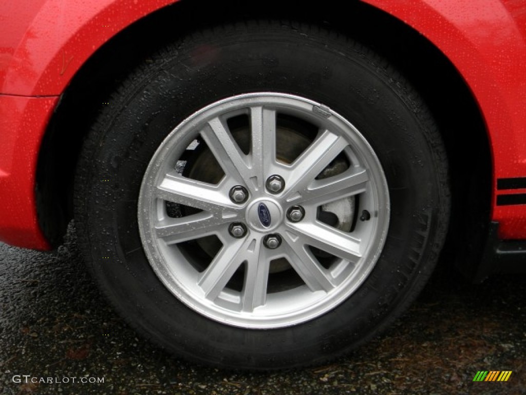 2006 Mustang V6 Deluxe Coupe - Torch Red / Black photo #6