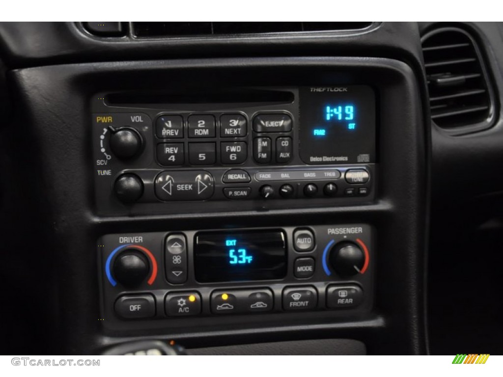 2000 Chevrolet Corvette Coupe Audio System Photo #60195212